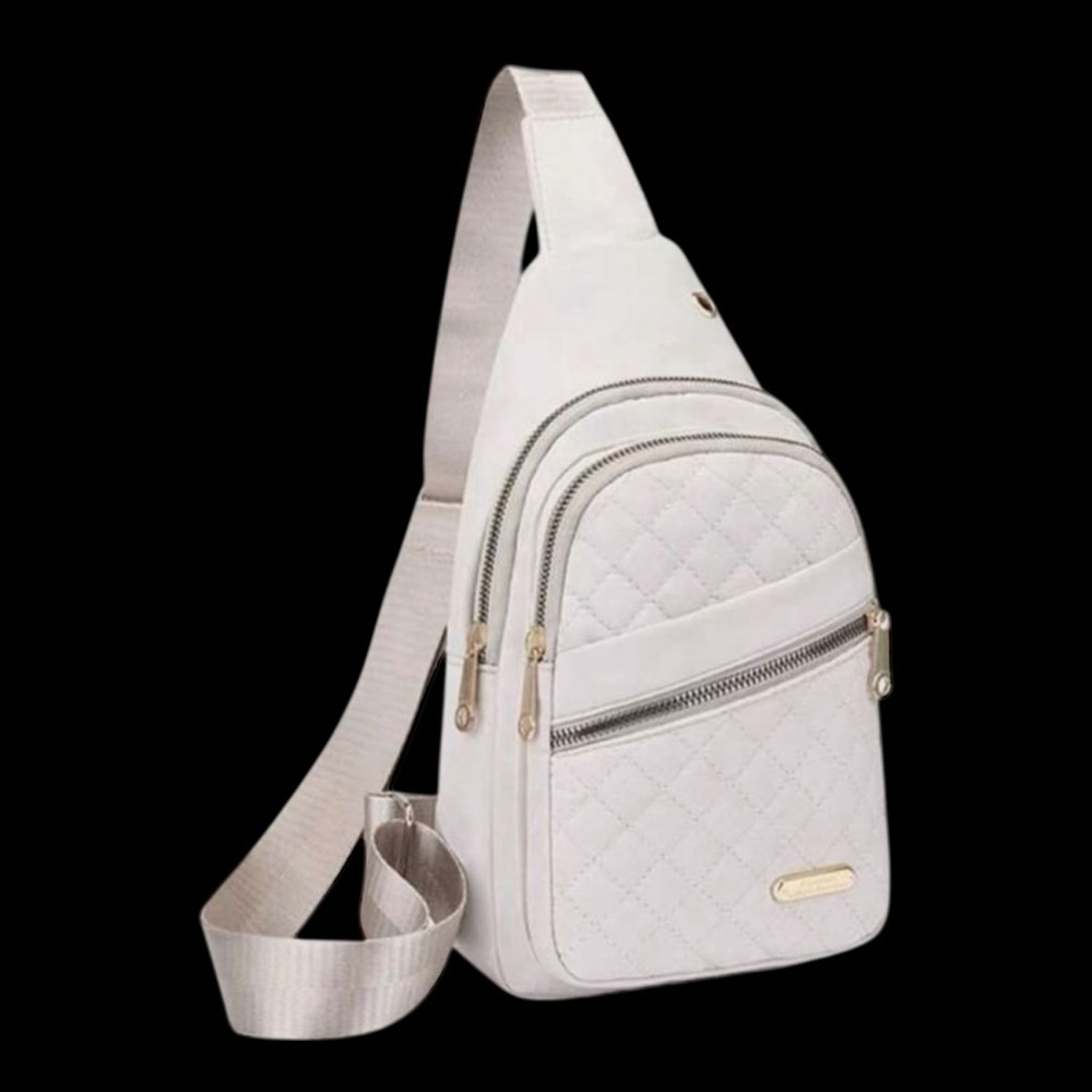 PRICE IS FIRM - Chic Quilted White Crossbody Bag - Picture 3 of 3